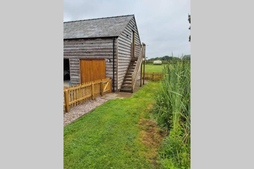 Apartment Swallows Retreat: A Country Loft *