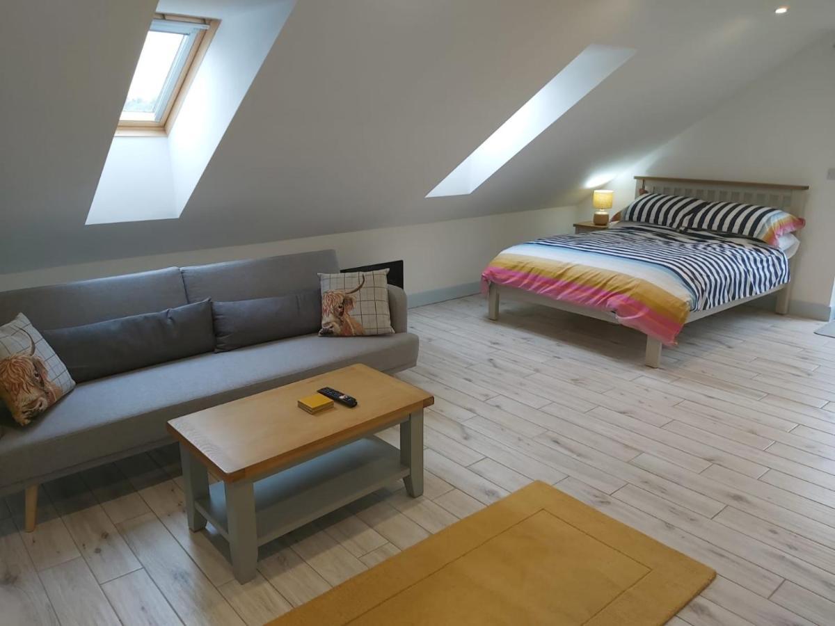 Swallows Retreat: A Country Loft * Hargrave